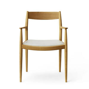 Silla de comedor Kinuta hecha de madera de teca maciza de alta calidad con cojín de color natural para uso en interiores. - Product Image 1