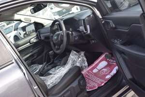 Venta de Temporada 2023: Motor Diésel RHD, Modelo con Volante a la Izquierda, Asientos de Cuero, en Buen Estado, Listo para Enviar - Product Image 2