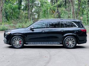Mercedes-Benz GLS AMG GLS 63 Luxe d'occasion à prix bas, modèle 2024, à vendre - Product Image 4