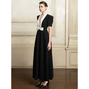 La robe longue Akina combine manches bouffantes et col pour le luxe Signature Fabriquée en tissu polyester de qualité supérieure - Product Image 5