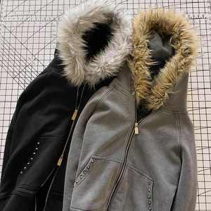 Fabricación personalizada de hombres de algodón pesado grueso francés Terry Baggy Stringless Faux Fur bordado de gran tamaño Zip up Hoodies con piel - Product Image 1