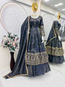 Ensemble Anarkali Sharara en soie mélangée de luxe Unity Luxure avec dupatta, pour les fêtes et les occasions spéciales - Product Image 5