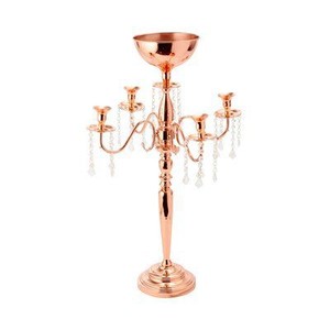 Candelabros altos de metal hechos a mano con acabado de lujo decoración de boda personalizada centro de mesa para uso doméstico y de fiesta - Product Image 1