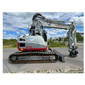 Mini-excavatrice Takeuchi TB2150R robuste, dotée d'une rotation de la benne à zéro déplacement, d'un grand réservoir de carburant et de commandes pilotées fluides. - Product Image 1