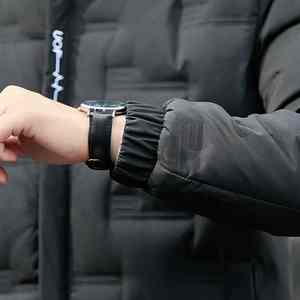 Chaqueta con capucha de moda de invierno 2025 para hombre, estilo corto ligero y fino, de talla grande y voluminosa, cálida para niños - Product Image 4