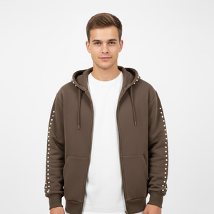 Sudadera con capucha personalizada con pedrería de gran tamaño, tela de primera calidad y pedrería, para uso urbano o informal, unisex. - Product Image 6