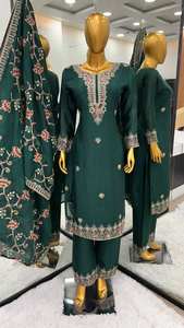 Último diseñador Chinon seda bordado secuencia trabajo Kurti conjunto por FabZone - Product Image 2