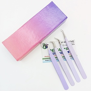 Juego de extensiones de pestañas de volumen 3D 6D para mujer con pinzas puntiagudas de fibra de extensión de pestañas de acero inoxidable ecológicas - Product Image 1