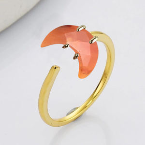 Anillos de piedras preciosas facetadas de luna creciente de cornalina, anillos chapados en oro liso, joyería al por mayor, joyería de anillo - Product Image 1