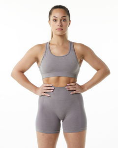 Offre Spéciale vente en gros personnalisation 2 pièces solide ensemble de vêtements de sport femmes entraînement de gymnastique sans couture Yoga ensembles de haute qualité respirant - Product Image 1
