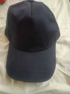 Elegantes gorras de lona sólidas de Algodón 100% con logotipo personalizado Panel frontal Hebilla de metal Estilo vintage Uso al aire libre - Product Image 2