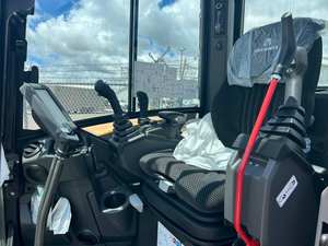 Mini-excavatrice haute performance CASE CX50D - Product Image 5