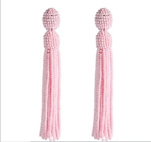 Boucles d'oreilles à pampilles en perles roses de qualité supérieure pour femmes, boucles d'oreilles longues à pampilles en perles de rocaille - Product Image 1