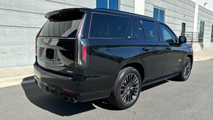 CADILLAC ESCALADE V-SERIES 2023, 6.2L V8, SUPERCARGADO, TRACCIÓN EN LAS CUATRO RUEDAS, AUTOMÁTICO, SUV/CROSSOVER - Product Image 4