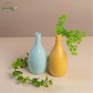 Jarrón Decorativo de Bambú Hecho a Mano con Diseño Art Deco, Forma Enrollada y Características Ecológicas - Product Image 5