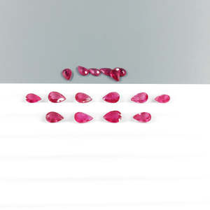 Rubis naturels du Mozambique non traités, formes poire calibrées 6x4mm, tourmaline synthétique de qualité supérieure, teinte rouge rose octogonale, traitée thermiquement - Product Image 3