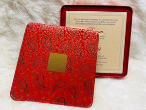 Cartes d'invitation de mariage en boîte sur mesure avec cartes d'invitation assorties imprimées sur mesure dans des designs attrayants et de bonne qualité - Product Image 3