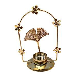 เชิงเทียนอลูมิเนียมสีทองทรงเกลียวสำหรับตกแต่งเชิงเทียนโลหะทรงสูงที่วางเทียนหรูหราสำหรับตกแต่งบ้านที่ทันสมัย - Product Image 2