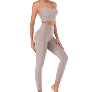 Ensemble de yoga imperméable grande taille pour femmes - Vêtements de sport respirants extensibles dans les quatre sens pour la salle de sport, le fitness et l'entraînement - Product Image 1