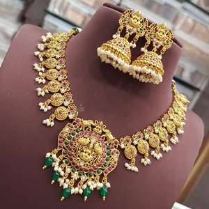 Collier traditionnel polonais de qualité supérieure de conception unique exclusive de ton or ensemble avec boucles d'oreilles pour les femmes pour le mariage - Product Image 1