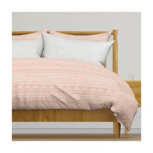 Funda nórdica bordada y con estampado de Reina negra única de clase alta hecha de algodón ético con tintes de pigmentos artesanales - Product Image 4