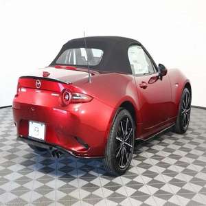 Mazda MX-5 Miata 2023, Paquete Tecnológico Touring, Convertible 2D, Motor 2.0L de 4 Cilindros DOHC 16V, Transmisión Automática de 6 Velocidades, Tracción Trasera - Product Image 5