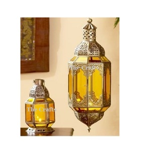 Lanterne suspendue en fer et en verre Forme et taille personnalisées Lanterne suspendue pour décor intérieur et extérieur - Product Image 2