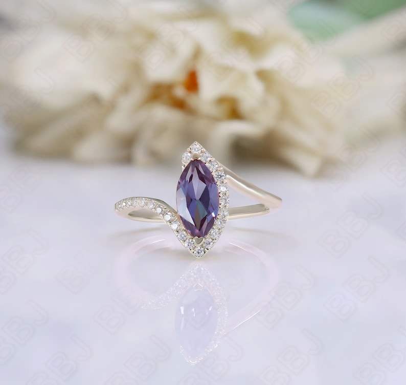 ตามการแสดง