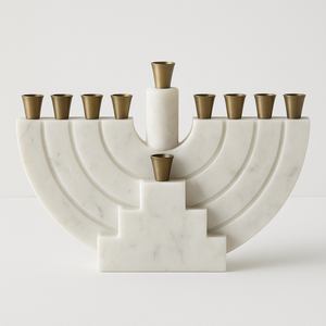 Elegante Menorá de Hanukkah de mármol con arco escalonado, candelabro judaico moderno, decoración de piedra de lujo para festividades, artesanía con estilo para días festivos - Product Image 4