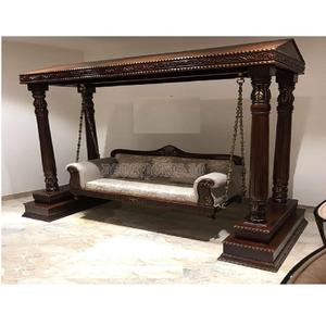 Columpio de acabado brillante de nogal para sala de estar, columpio moderno tallado a mano para artesanía en interiores, aspecto brillante para el hogar - Product Image 1