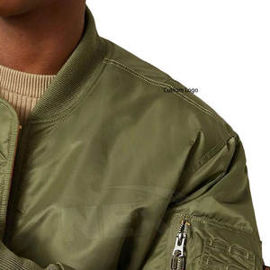 Chaqueta de bombardero ligera más vendida para hombres Chaqueta de hombre de calidad premium elegante y transpirable para uso diario - Product Image 6