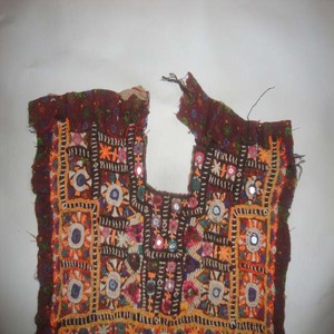 Parche de algodón con bordado y espejo estilo tribal banjara vintage personalizado para mujer, de Baloch, para coser, corto, tradicional musulmán. - Product Image 2
