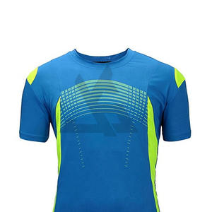 เสื้อฟุตบอลแบบกำหนดเองพร้อมเสื้อป้องกันแขนยาว มีโลโก้ หมายเลข ชื่อ แห้งเร็ว ระบายอากาศได้ดี ผลิตจากโพลีเอสเตอร์ 100% - Product Image 6