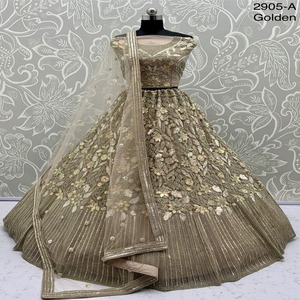 ตาข่ายสำหรับใส่ในงานแต่งงานที่มีการเย็บปักถักร้อยหลายแบบ lehenga choli ผู้ผลิตและผู้จัดจำหน่ายจาก surat ในอัตราที่ต่ำที่สุด - Product Image 1