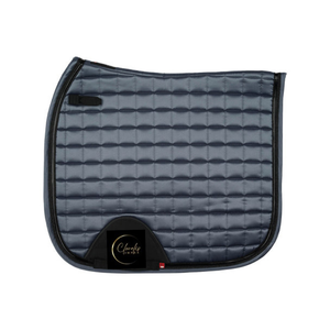 Tapis de selle personnalisé le plus vendu en polaire respirante pour l'équitation de saut d'obstacles – Équipement équestre haut de gamme - Product Image 2