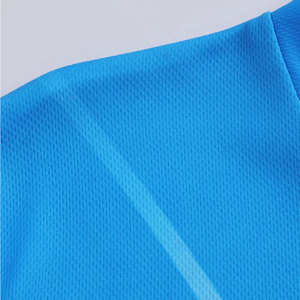 Uniforme de Fútbol Transpirable de Color Personalizado de Alta Calidad, 100% Poliéster, Ropa Deportiva para Uso en Exteriores en Venta - Product Image 3