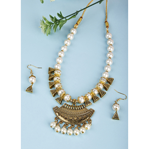 Joyería Coleccionable Cultural de Media Luna Oxidada en Blanco - Product Image 1