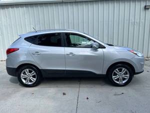 Hyundai Tucson GLS del 2013 usata in vendita a basso prezzo - Product Image 5