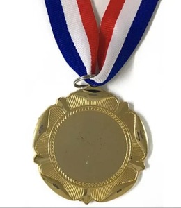 Médailles en métal de qualité supérieure avec ruban de cou pour les compétitions de quiz d'athlétisme Talent Shows disponibles en vrac pour les prix et la reconnaissance - Product Image 1