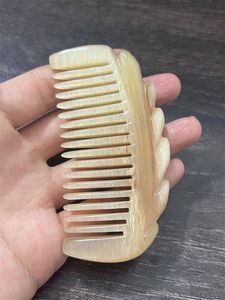 OPTIMIZACIÓN DE COLORES CUERNO BUFFALO PEINES AL POR MAYOR Peines de cuerno antiestáticos naturales para regalos de vacaciones por Artesanías de media luna - Product Image 5