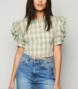 Nuevas llegadas Loose Fit Crop Top Camiseta para mujer Media manga Outdoor Street Wear Botón Cómodo Ladies Cropped T Shirt - Product Image 4