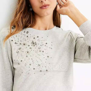 เสื้อสเวตเชิ้ตผู้หญิงประดับเพชรเทียม ระบายอากาศได้ดี สีพื้น เสื้อสเวตเชิ้ตผู้หญิงประดับเพชรเทียม คุณภาพสูง - Product Image 4