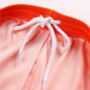 Pantalones cortos de malla de baloncesto de poliéster 100% hechos a medida para hombre, conjuntos de uniformes de baloncesto atléticos de talla grande, sublimación - Product Image 4