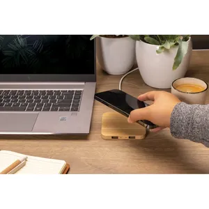 Caricabatterie Wireless 10W Eco-Friendly in Bambù FSC, Gadget Promozionali, Power Bank - Product Image 4