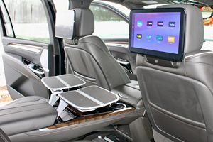 พร้อมจัดส่งปี 2025 แคดิลแลค เอสคาเลด ESV ขับเคลื่อน 4 ล้อ - Product Image 6