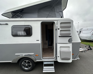 รถพ่วงขนาดเล็ก E=r=i=b=a Touring 642 สำหรับ 3-5 คน คุณภาพเยี่ยม Sterling Europa Caravan 520 รถพ่วงเดินทางสำหรับขาย รถพ่วงทรงหยดน้ำ - Product Image 2
