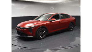 Coche usado de segunda mano con certificación LHD/RHD Kia K4 LXS 2025 FWD - Product Image 3