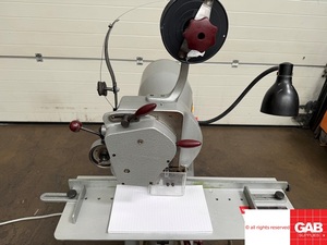 Hohner Favorit Heavy Duty Wire Stitcher Machine for Sale - Saddle Stitcher Machine - Product Image 4