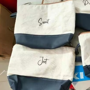 กระเป๋าเครื่องสำอาง rexine มีซิปปิดทนทานกันน้ำสำหรับการเดินทาง - Product Image 5