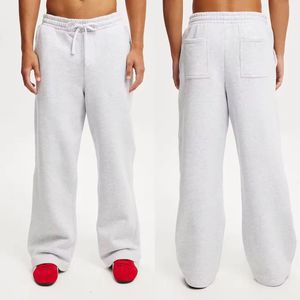 กางเกงวอร์มผู้ชายสไตล์สปอร์ต กันน้ำ ระบายอากาศ แห้งเร็ว ผ้าฝ้าย 100% เอวยางยืด ความยาวกลางน่อง บริการ OEM - Product Image 1